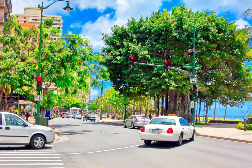 ハワイ　タクシー