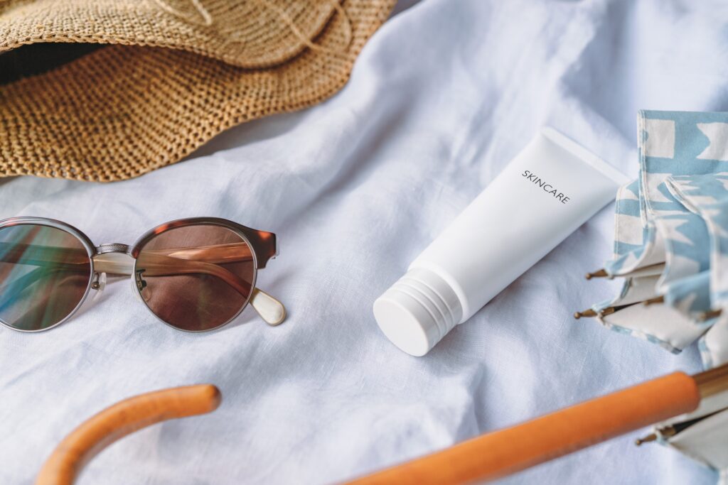 持ち物　サングラス