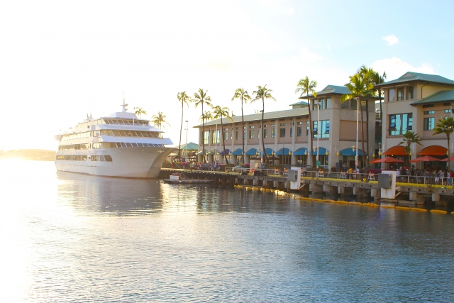 サンセット クルーズ 船