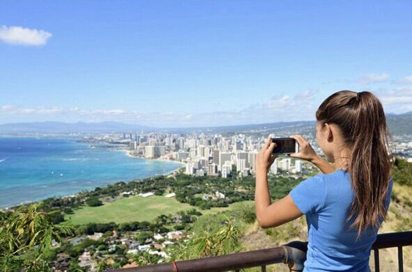 ダイヤモンドヘッド 女性 写真撮影