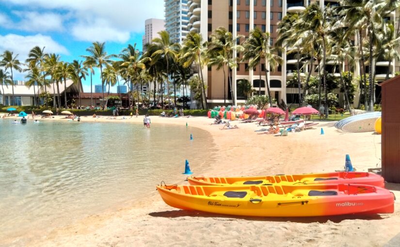 ハワイ　ビーチ　リゾート　マリンスポーツ