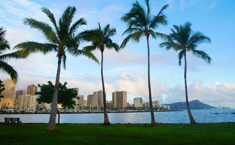 ハワイ　ワイキキ　ホノルル　観光　ダイヤモンドヘッド　ワイキキビーチ